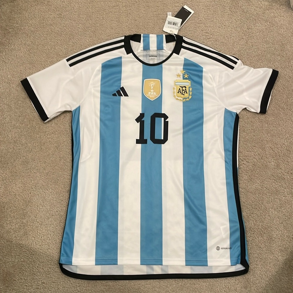 Adidas Argentina Messi 2022 World Cup jersey 3 stars men size L NWT